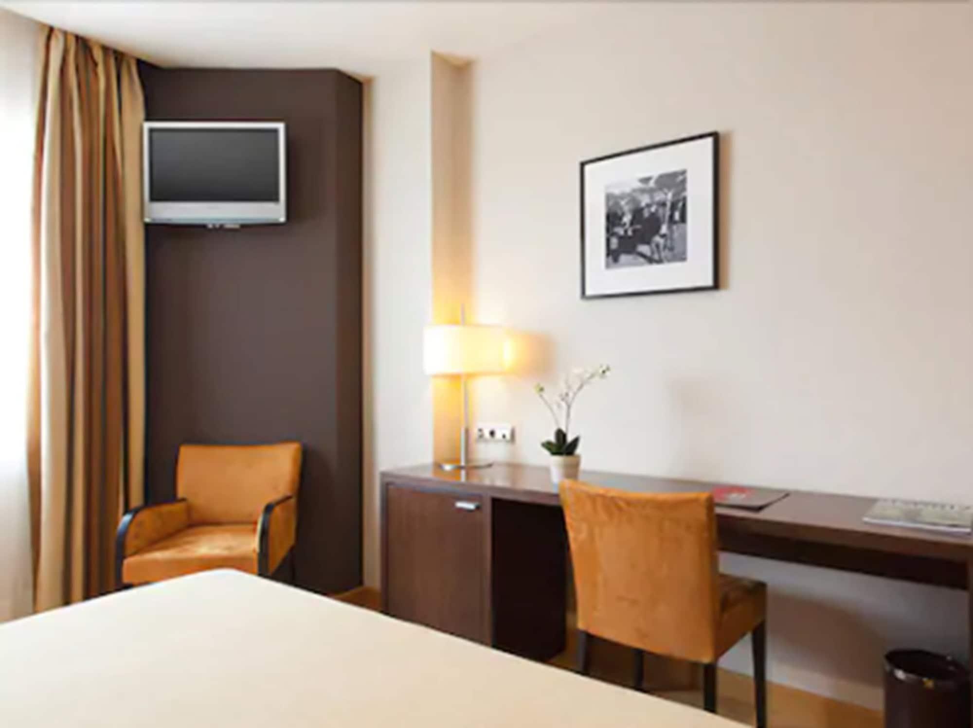 Hotel FC Villalba Collado Villalba Esterno foto
