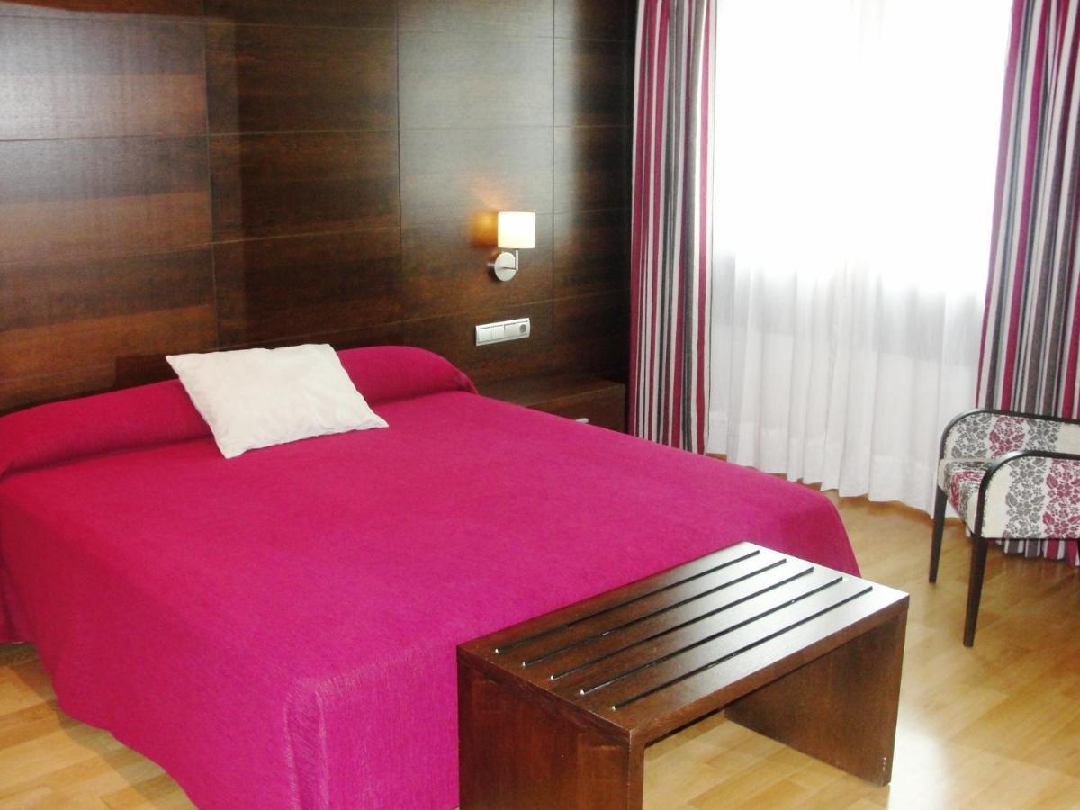 Hotel FC Villalba Collado Villalba Esterno foto